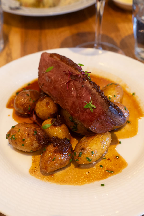 duck breast attabler bistro