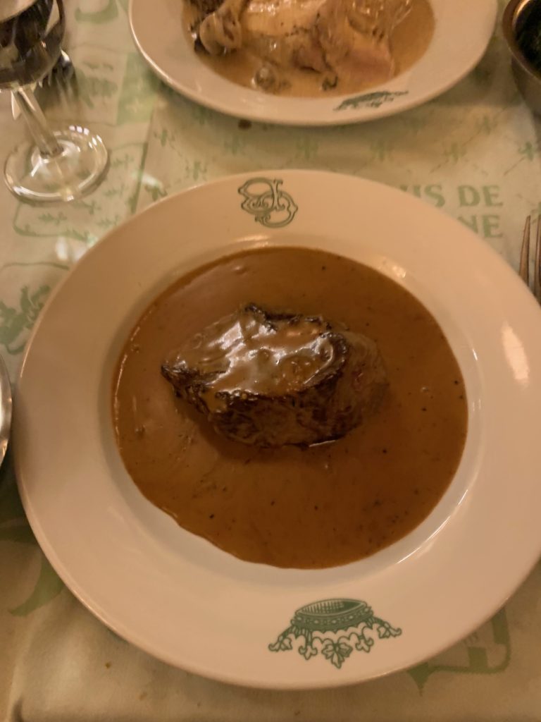 Aux crus de Bourgogne beef fillet au poivre