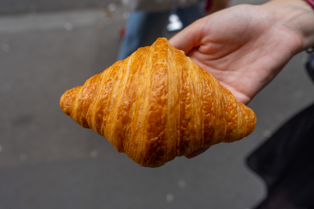 best croissant Paris au 140